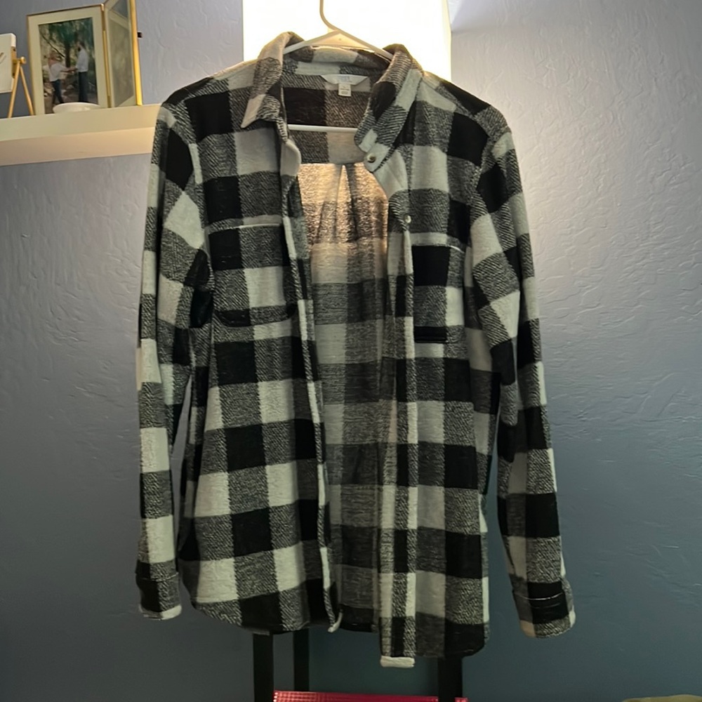 Time and True shacket size L